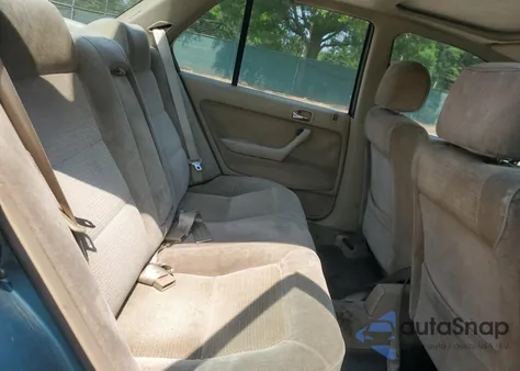 1991 Honda Accord Ex z USA, uszkodzony, nr VIN 1HGCB7665MA158279